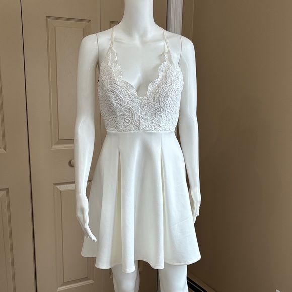 Fashion Nova Dresses & Skirts - NWT FASHION NOVA white minidress
